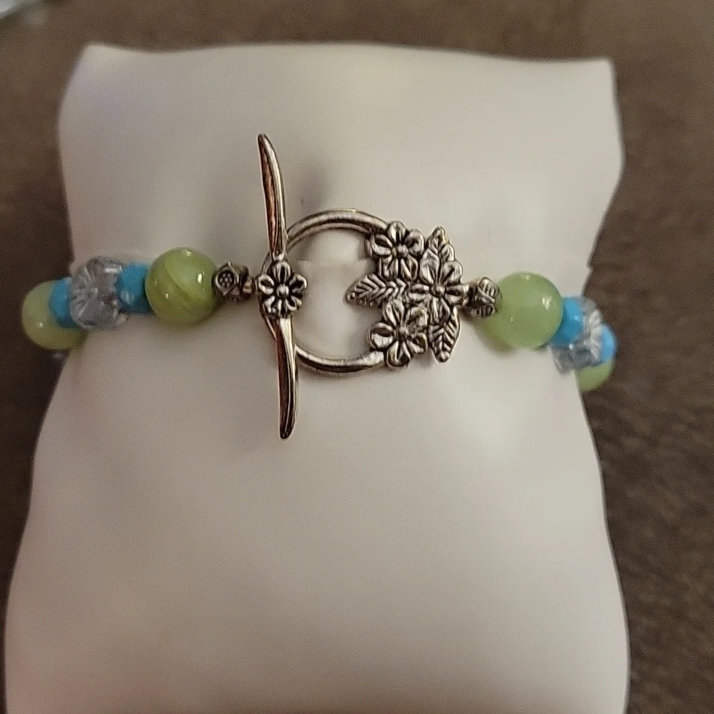 HANDMADE Mint Jade Turquoise Czech Glass Floral Beaded Toggle Bracelet
